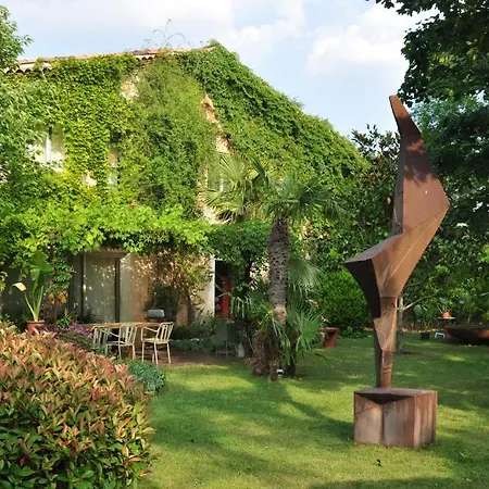 La Mazade De Mamert Guest house Saint-Mamert-du-Gard